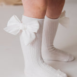 Knee-high Luxe Cable Knit Socks with Bows - White